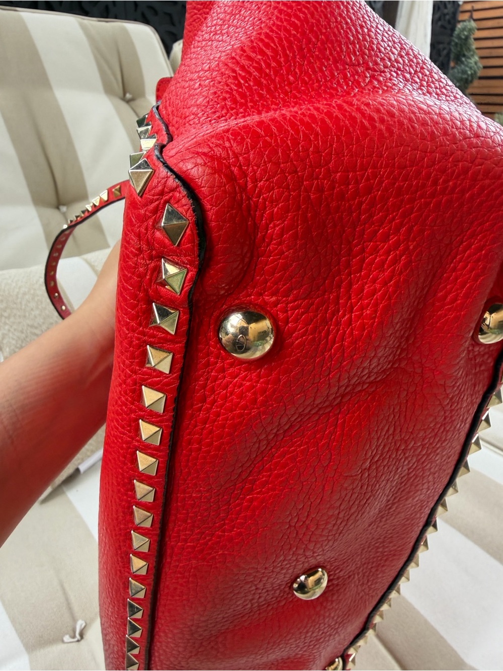 VALENTINO GARAVANI ROCKSTUD RED LEATHER Carryall Tote Bag w/ COA Stunning! - Picture 7 of 17